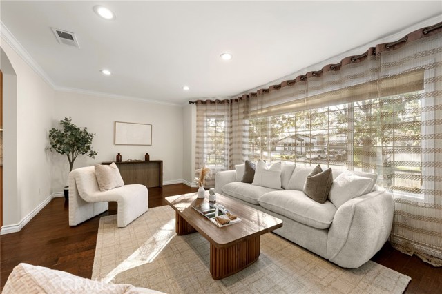 Detail Gallery Image 7 of 47 For 13951 Addison, Sherman Oaks,  CA 91423 - 3 Beds | 2 Baths