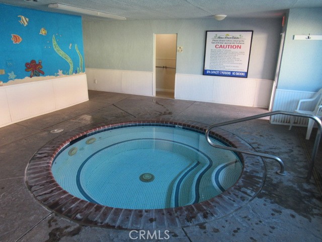 https://media.crmls.org/medias/5ae7244d-d056-45b7-87d5-bbb831db61e4.jpg?preset=X-Large