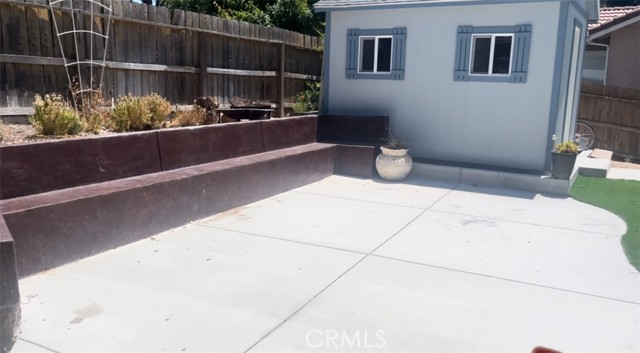 Detail Gallery Image 9 of 10 For 147 via Camelia, Paso Robles,  CA 93446 - 4 Beds | 3 Baths