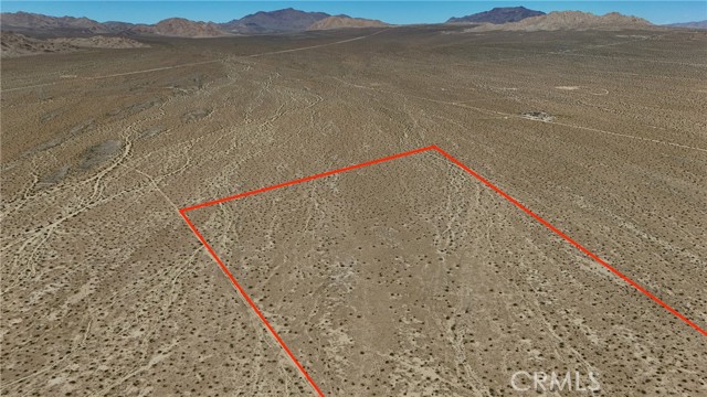 Detail Gallery Image 3 of 12 For 704 Haynes (Near) Rd, Lucerne Valley,  CA 92356 - – Beds | – Baths