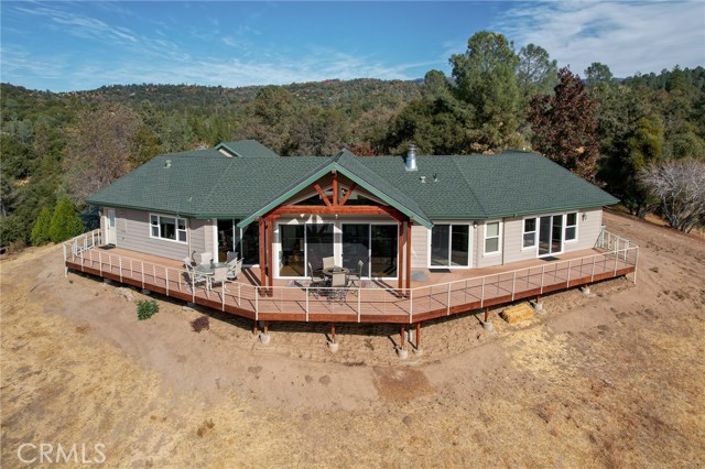 Detail Gallery Image 1 of 42 For 42617 Old Yosemite Rd, Oakhurst,  CA 93644 - 3 Beds | 2/1 Baths