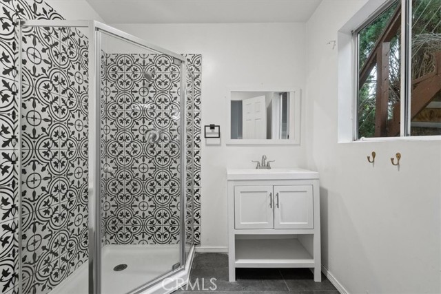 Detail Gallery Image 58 of 61 For 5160 Medina Rd, Woodland Hills,  CA 91364 - 3 Beds | 2/1 Baths