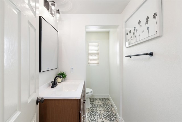 Detail Gallery Image 24 of 71 For 4365 Cabot Dr, Corona,  CA 92883 - 4 Beds | 4/1 Baths