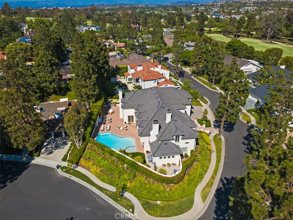 https://media.crmls.org/medias/5aea4062-c728-4c39-9a7a-44746ebb61ec.jpg?preset=X-Large