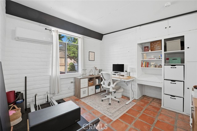 Detail Gallery Image 19 of 43 For 808 E Grand Blvd, Corona,  CA 92879 - 3 Beds | 2 Baths