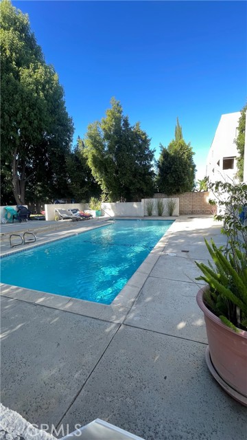 Detail Gallery Image 19 of 30 For 7311 Kester, Van Nuys,  CA 91405 - 2 Beds | 3 Baths