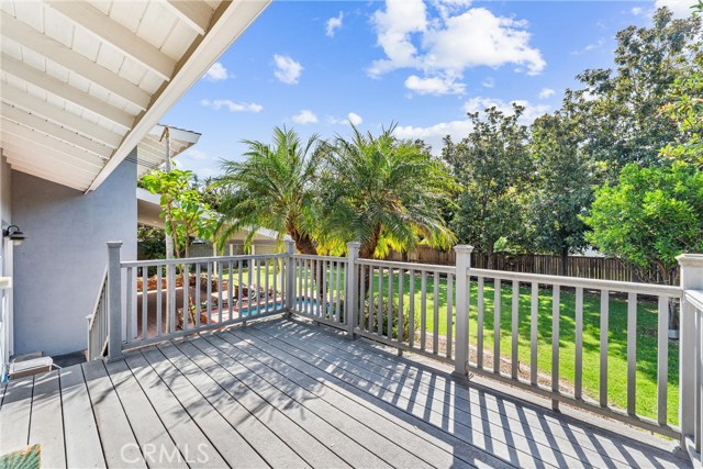 12172 Woodlawn Avenue, North Tustin CA: https://media.crmls.org/medias/5aeca72a-d114-4877-8a5d-00afdc0a7541.jpg