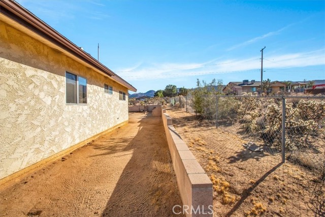 Detail Gallery Image 39 of 50 For 7100 Hillview Rd, Joshua Tree,  CA 92252 - 2 Beds | 2 Baths