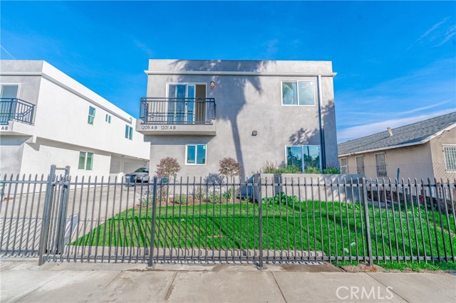 Detail Gallery Image 5 of 15 For 1183 E 59th Pl, Los Angeles,  CA 90001 - 3 Beds | 2 Baths