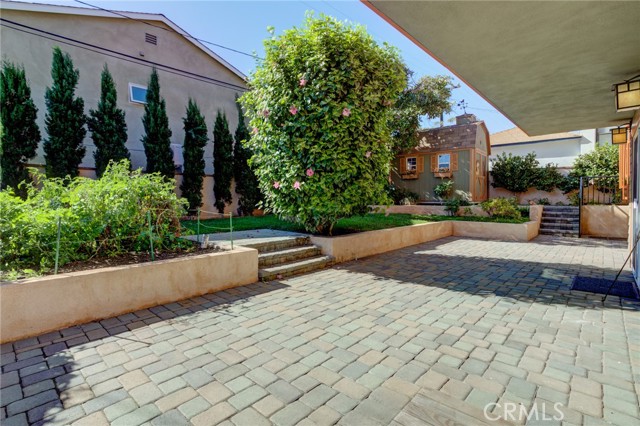 1219 Irena Avenue, Redondo Beach, California 90277, 5 Bedrooms Bedrooms, ,5 BathroomsBathrooms,Residential,Sold,Irena,SB21226617