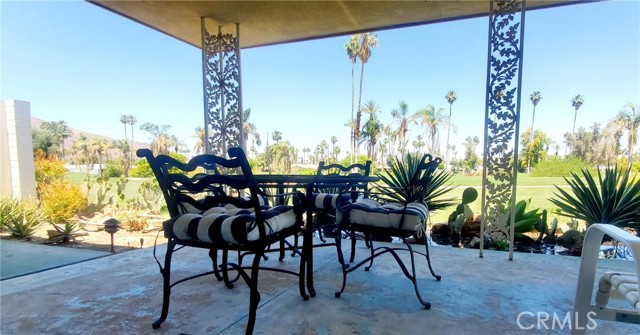 Detail Gallery Image 15 of 35 For 2220 S Calle Palo Fierro #23,  Palm Springs,  CA 92264 - 2 Beds | 2 Baths