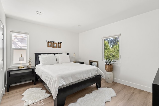 Detail Gallery Image 21 of 28 For 14622 Huston St, Sherman Oaks,  CA 91403 - 5 Beds | 5 Baths