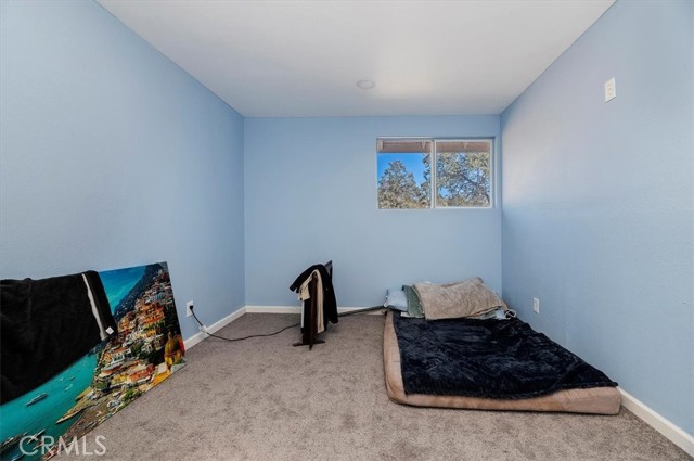 Image 18 of 33 For 63285 Pinyon Drive