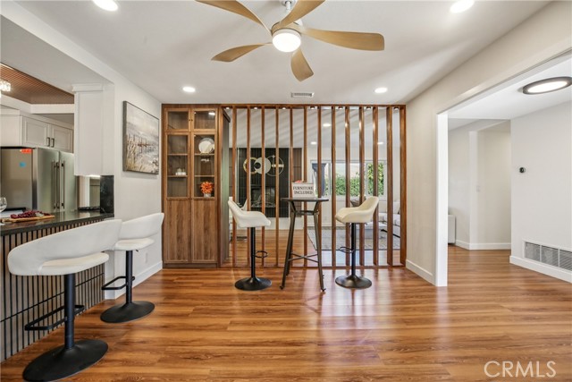 1533 W San Lorenzo Ave, Santa Ana CA: https://media.crmls.org/medias/5af04497-5134-4467-bf64-93770f2c6d97.jpg