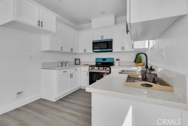 2032 E Stockwell, Compton CA: https://media.crmls.org/medias/5af05e01-25f2-423e-8792-831a4af66078.jpg