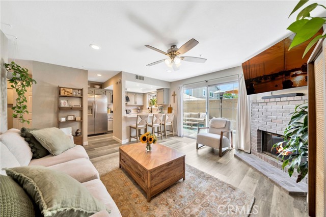 17601 Newland Street, Huntington Beach CA: https://media.crmls.org/medias/5af06318-ce50-404f-9492-6b05aeb0bd98.jpg
