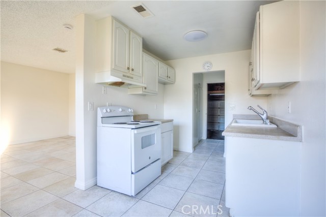 Detail Gallery Image 9 of 32 For 1264 S Diamond Bar, Diamond Bar,  CA 91765 - 3 Beds | 1/1 Baths