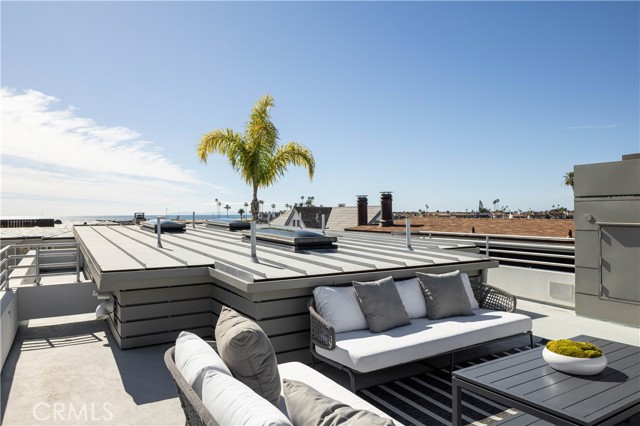 Detail Gallery Image 29 of 40 For 2618 Cove St, Corona Del Mar,  CA 92625 - 3 Beds | 3/1 Baths