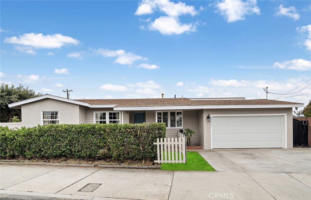 13411 Magnolia Street