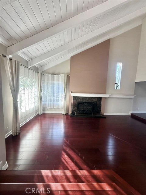 Detail Gallery Image 2 of 33 For 213 E Borromeo, Placentia,  CA 92870 - 5 Beds | 4 Baths