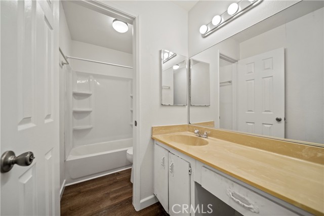Detail Gallery Image 13 of 23 For 20234 Cantara St #121,  Winnetka,  CA 91306 - 2 Beds | 2 Baths