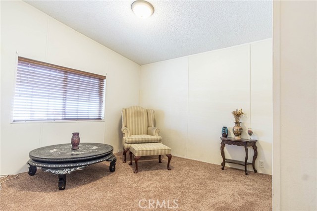 Detail Gallery Image 23 of 55 For 14411 Palmdale Rd #64,  Victorville,  CA 92392 - 3 Beds | 2 Baths