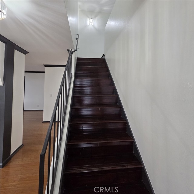 Detail Gallery Image 14 of 29 For 16732 Busby Ln, Huntington Beach,  CA 92647 - 4 Beds | 2 Baths