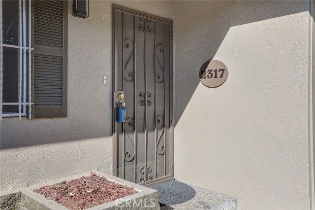 Detail Gallery Image 5 of 46 For 2317 Navarro Ave, Altadena,  CA 91001 - 4 Beds | 2 Baths