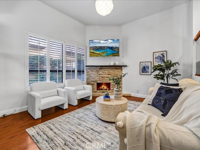 Detail Gallery Image 5 of 25 For 212 N Stoneman Ave #C,  Alhambra,  CA 91801 - 3 Beds | 2/1 Baths