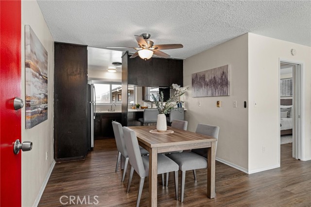1745 Maple Avenue, Torrance CA: https://media.crmls.org/medias/5af58376-a21e-4e91-bca3-45577425039b.jpg