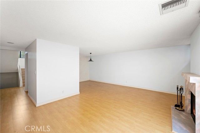 Detail Gallery Image 4 of 26 For 714 N Howard St #C,  Glendale,  CA 91206 - 2 Beds | 2/1 Baths