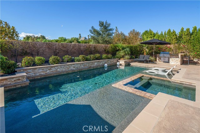 Detail Gallery Image 26 of 35 For 10949 Cartwright Dr, Chatsworth,  CA 91311 - 4 Beds | 4/1 Baths