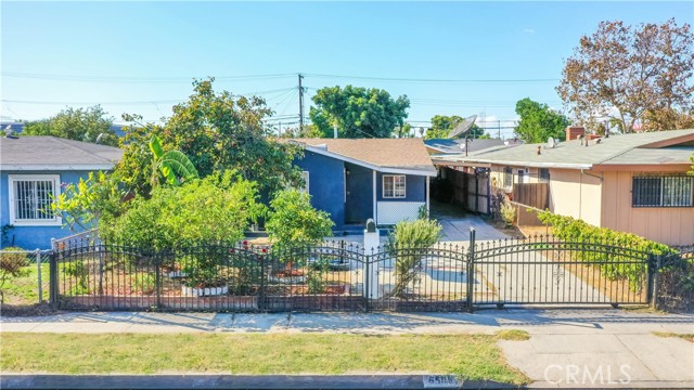 Detail Gallery Image 1 of 1 For 6505 Ajax Ave, Bell Gardens,  CA 90201 - 4 Beds | 2 Baths