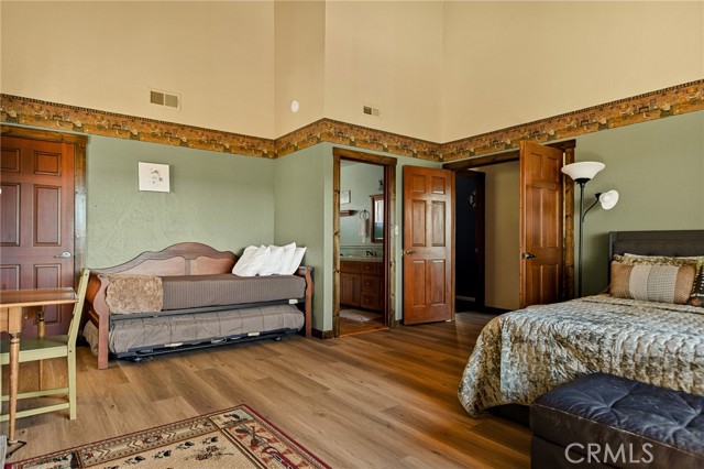 Detail Gallery Image 41 of 47 For 27808 Alpen, Lake Arrowhead,  CA 92352 - 4 Beds | 3/1 Baths