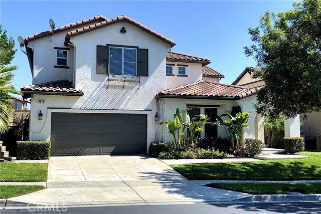 Detail Gallery Image 4 of 47 For 5919 Lawson Peak, Fontana,  CA 92336 - 4 Beds | 3 Baths