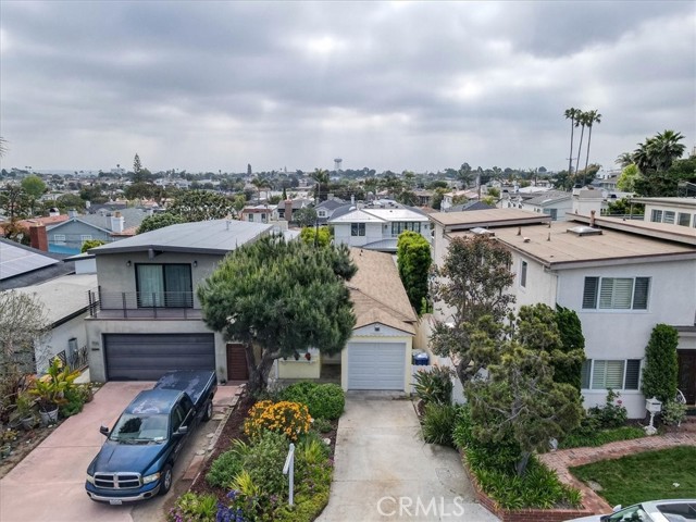 616 Poinsettia Avenue, Manhattan Beach, California 90266, 3 Bedrooms Bedrooms, ,2 BathroomsBathrooms,Residential,Sold,Poinsettia,SB23079653