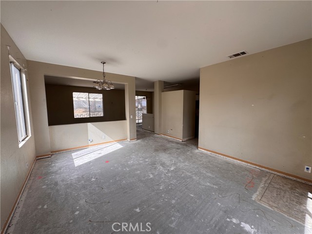 Detail Gallery Image 5 of 48 For 2014 W Dawnview Dr, Rialto,  CA 92377 - 4 Beds | 2 Baths