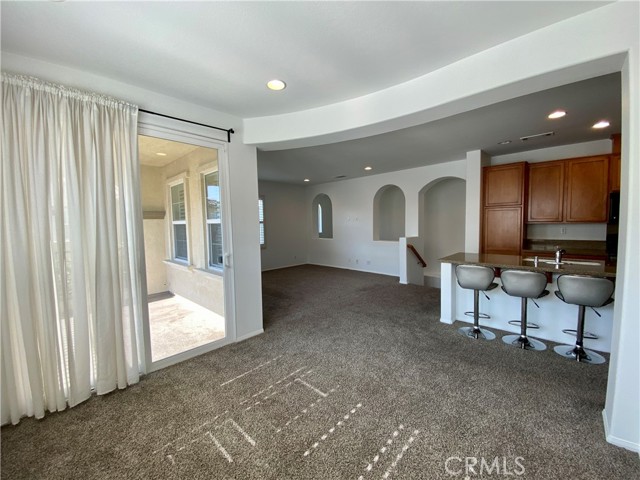 2750 Oak Hill Drive, Ontario CA: https://media.crmls.org/medias/5af8f376-b5cc-4bdf-b860-ae11f7660acc.jpg