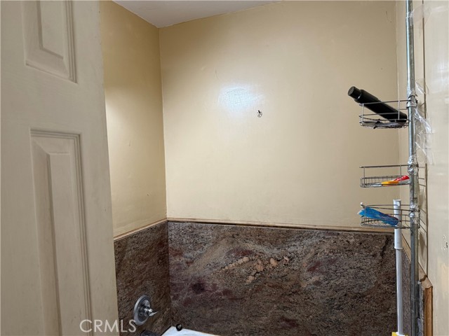 Detail Gallery Image 6 of 11 For 40722 Stetson Ave, Hemet,  CA 92544 - 4 Beds | 2 Baths