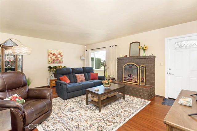 Detail Gallery Image 6 of 24 For 1282 N California, Beaumont,  CA 92223 - 2 Beds | 1 Baths