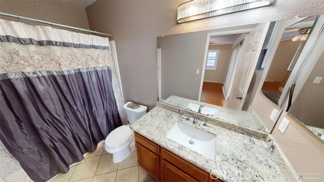 Image 4 of 33 For 4345 154th Street 11
