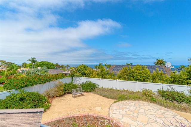 1613 Dalton Road, Palos Verdes Estates, California 90274, 3 Bedrooms Bedrooms, ,2 BathroomsBathrooms,Residential,Sold,Dalton,SB22147839