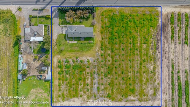 Image 17 of 46 For 8136 Walnut Avenue