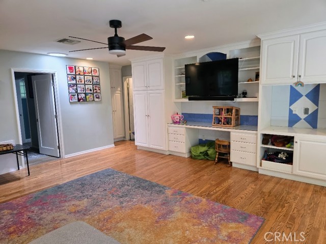 Detail Gallery Image 14 of 26 For 23344 Cedartown St, Newhall,  CA 91321 - 5 Beds | 3 Baths