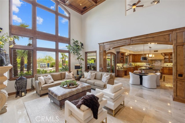 25769 Oak Leaf Court, Valencia CA: https://media.crmls.org/medias/5afd49e2-c60e-4734-862a-e33b1db94a76.jpg