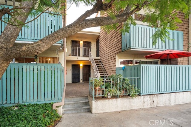 Detail Gallery Image 11 of 29 For 5700 Etiwanda Ave #154,  Tarzana,  CA 91356 - 3 Beds | 2 Baths