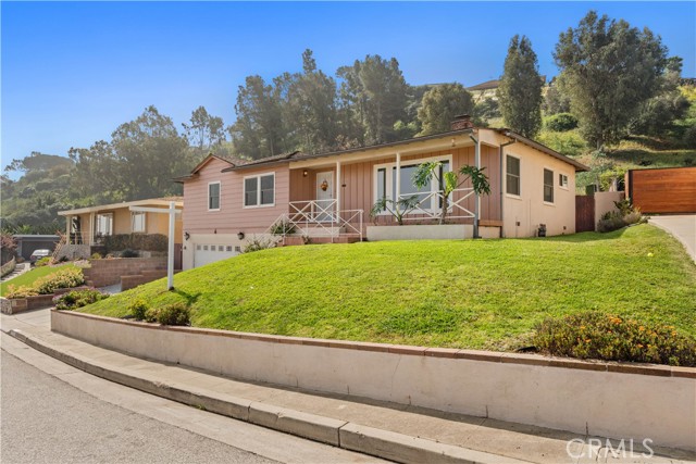 Detail Gallery Image 3 of 39 For 5218 Veronica St, Los Angeles,  CA 90008 - 3 Beds | 2 Baths