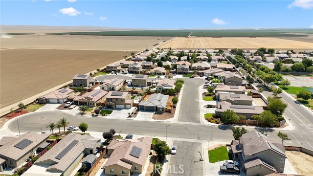 2082 Posa Chanet Boulevard, Coalinga CA: https://media.crmls.org/medias/5afe1649-8ce7-47b6-8811-93c97c4d553b.jpg