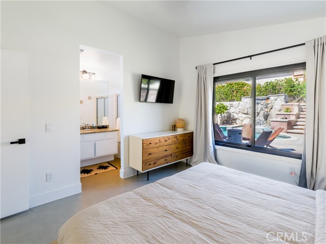 65800 Avenida Ladera, Desert Hot Springs CA: https://media.crmls.org/medias/5afe227c-0a1b-4a6c-b911-bdf6214a092c.jpg