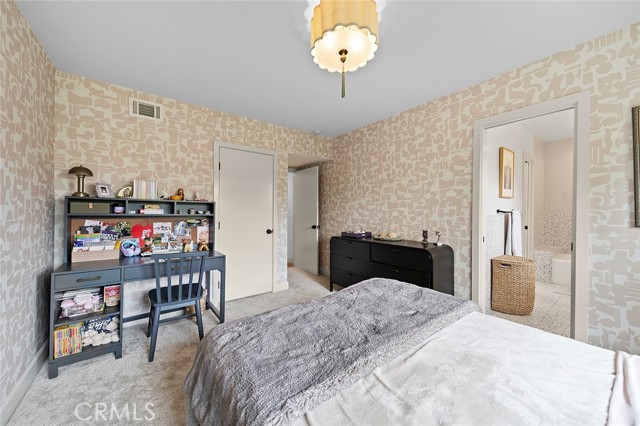 6360 E Vera Crest Drive, Long Beach CA: https://media.crmls.org/medias/5afefd72-edca-4984-b61c-0053d1d5f1aa.jpg